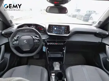 Photo 7 Peugeot 2008  PureTech 130 S&S EAT8