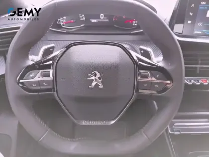 Photo 13 Peugeot 2008  PureTech 130 S&S EAT8