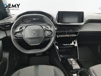 Photo 44 Peugeot 2008  PureTech 130 S&S EAT8