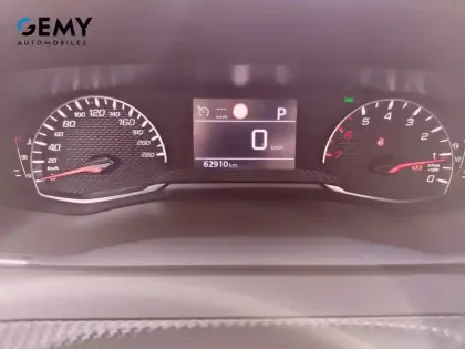 Photo 12 Peugeot 2008  PureTech 130 S&S EAT8