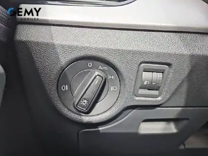 Photo 15 Skoda Kamiq  1.0 TSI Evo 110 ch BVM6