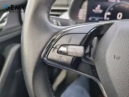 Photo 41 Skoda Kamiq  1.0 TSI Evo 110 ch BVM6