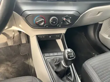 Photo 94 Hyundai I20  1.0 T-GDi 100 Hybrid 48V