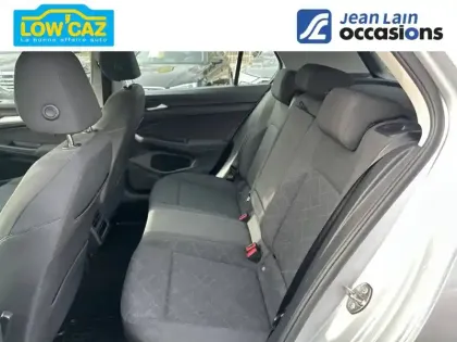 Photo 12 Volkswagen Golf  1.5 eTSI OPF 130 DSG7