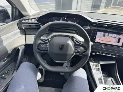 Photo 16 Peugeot 308  PureTech 130ch S&S EAT8