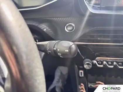 Photo 17 Peugeot 2008  Electrique 136 ch