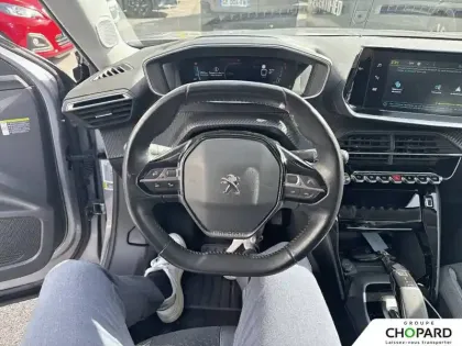 Photo 16 Peugeot 2008  Electrique 136 ch