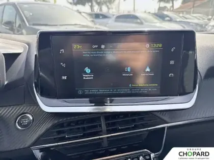 Photo 13 Peugeot 2008  Electrique 136 ch