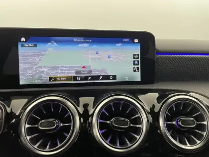 Photo 20 Mercedes Classe A  250 e 8G-DCT