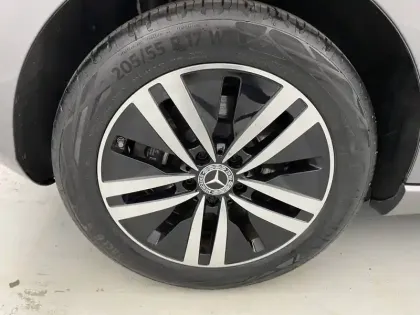 Photo 18 Mercedes Classe A  250 e 8G-DCT