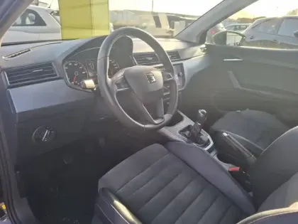 Photo 28 Seat Arona  1.0 EcoTSI 95 ch Start/Stop BVM5