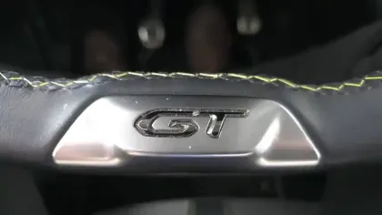 Photo 42 Peugeot 208  PureTech 100 S&S BVM6