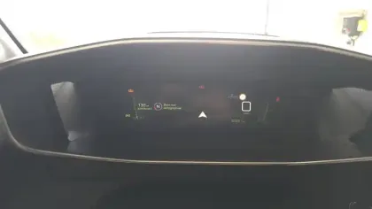 Photo 21 Peugeot 208  PureTech 100 S&S BVM6