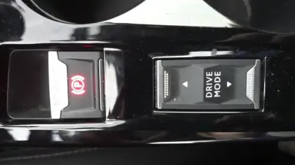 Photo 34 Peugeot 208  PureTech 100 S&S BVM6