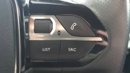 Photo 37 Peugeot 208  PureTech 100 S&S BVM6