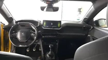 Photo 15 Peugeot 208  PureTech 100 S&S BVM6