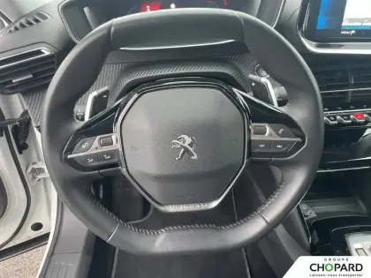 Photo 54 Peugeot 2008  PureTech 130 S&S EAT8