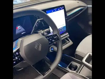 Photo 8 Renault Scenic  E-Tech electrique 220 ch grande autonomie