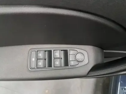 Photo 26 Renault Captur  TCe 90