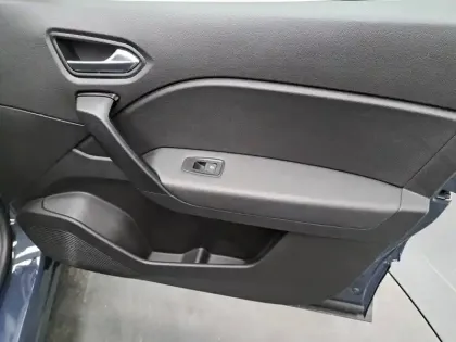 Photo 23 Renault Captur  TCe 90