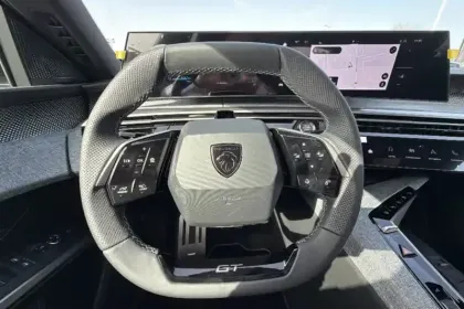 Photo 16 Peugeot 3008  Electrique 230 ch Grande autonomie 97 kWh