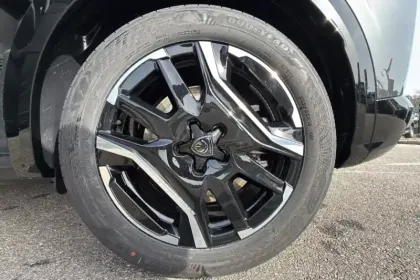 Photo 11 Peugeot 3008  Electrique 230 ch Grande autonomie 97 kWh