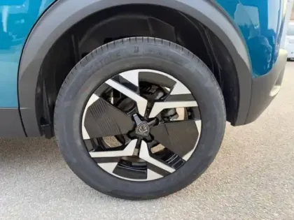 Photo 45 Peugeot 2008  Hybrid 145 e-DCS6