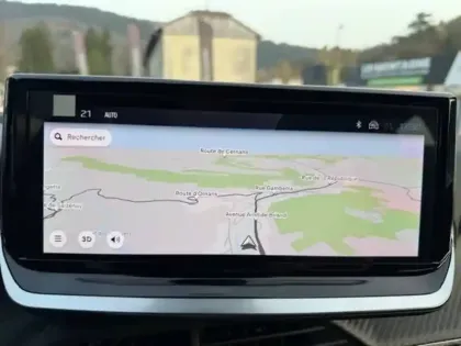 Photo 30 Peugeot 2008  Hybrid 145 e-DCS6