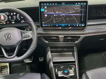 Photo 9 Volkswagen Tayron 1.5 eHybrid 272ch DSG6 5pl R-Line Exclusive