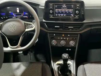 Photo 9 Volkswagen T-roc 1.0 TSI 110 Start/Stop BVM6