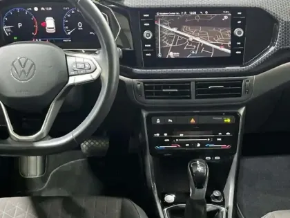 Photo 9 Volkswagen T-cross 1.0 TSI 110 Start/Stop DSG7 R-Line Tech