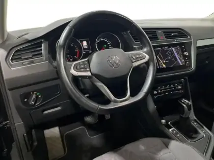 Photo 8 Volkswagen Tiguan BUSINESS 2.0 TDI 150ch DSG7 Life