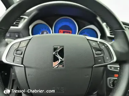 Photo 15 Citroën DS 4 DS4 BlueHDi 120 S&S So Chic