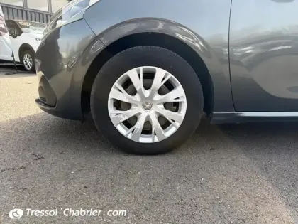 Photo 14 Peugeot 208 Gén. I Ph2 Active 5