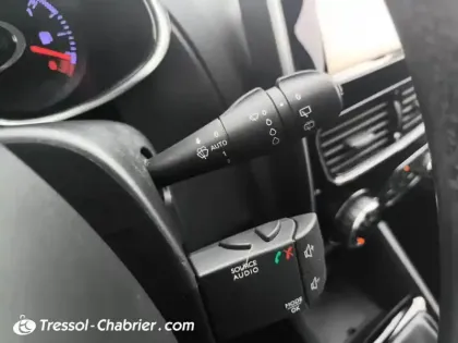 Photo 17 Renault Clio  dCi 90 Energy Intens