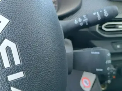 Photo 17 Dacia Sandero  SCe 65 Essential