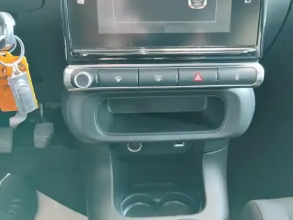 Photo 12 Citroën C3  PureTech 110 S&S BVM6 Shine