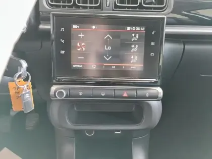 Photo 10 Citroën C3  PureTech 110 S&S BVM6 Shine