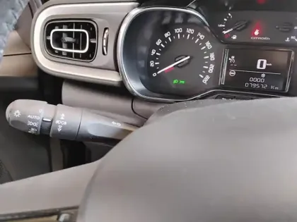 Photo 16 Citroën C3  PureTech 110 S&S BVM6 Shine