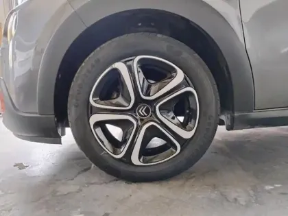 Photo 14 Citroën C3  PureTech 110 S&S BVM6 Shine