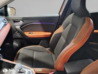 Photo 8 Renault Captur  TCe 130 EDC FAP Intens