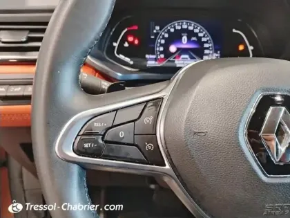 Photo 18 Renault Captur  TCe 130 EDC FAP Intens