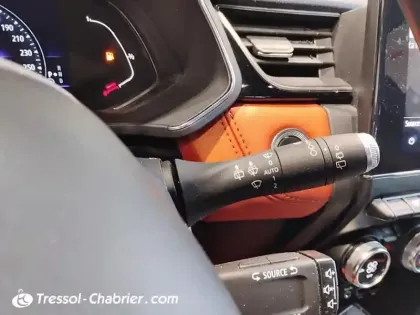 Photo 17 Renault Captur  TCe 130 EDC FAP Intens