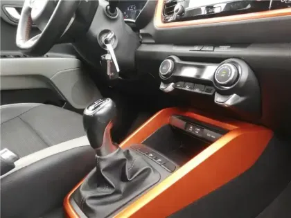 Photo 39 Kia Stonic 1.0 T-GDI 100 CH ISG BVM5