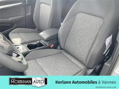 Photo 26 Volkswagen Golf 1.5 EHYBRID 204 DSG6