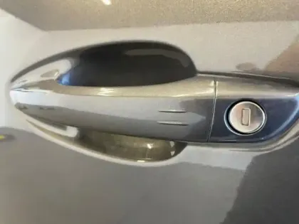 Photo 8 Peugeot 3008  HYBRID 225ch Allure Pack e-EAT8