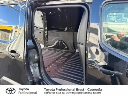 Photo 6 Toyota Proace  CITY Medium 130 VVT-i Business BVA RC22