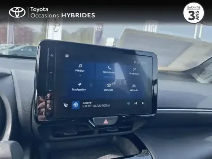 Photo 14 Toyota Yaris  Cross 116h Design Cargo ATTELAGE MY22