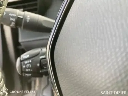 Photo 14 Peugeot 208  1.2 PureTech 100ch S&S Active Business