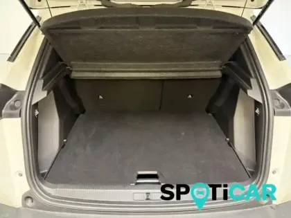 Photo 5 Peugeot 2008  1.5 BlueHDi 130ch S&S Allure Business EAT8